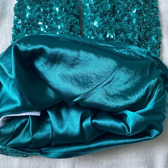 French Connection Samantha Sequins Dress - Picture 4 of 7